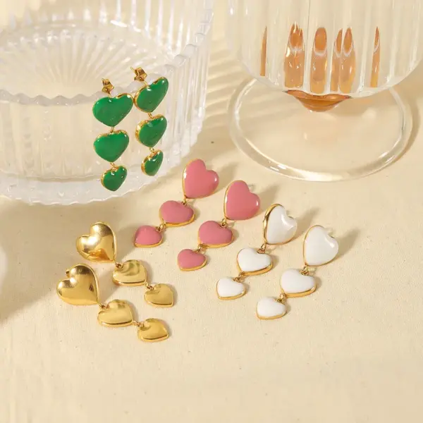 Wholesale PVD Coated Real Gold Plated Heart Shape 304 Stainless Steel Classic Style Waterproof Non Tarnish Drop Earrings Ear Studs