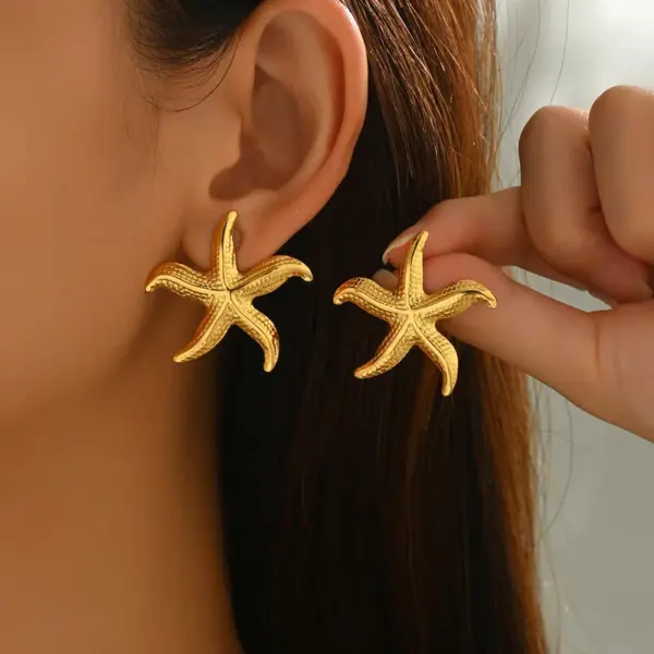 Wholesale 304 Stainless Steel Red Heart Bow Knot PVD Coated Real Gold Plated Gold Plated Casual Modern Style Simple Style Waterproof Non Tarnish Ear Studs