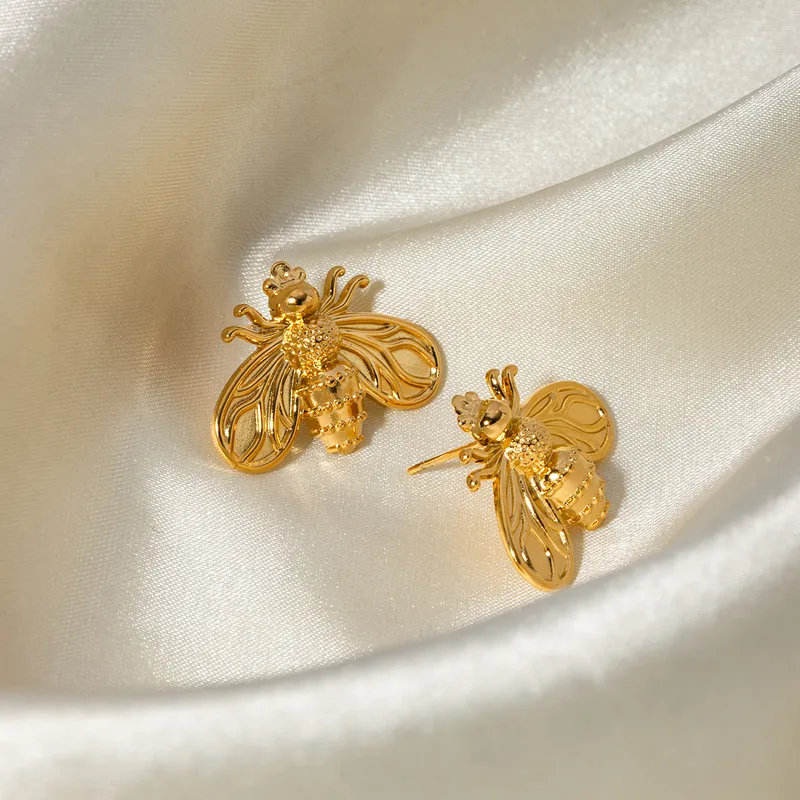 Wholesale PVD Coated Real Gold Plated 18K Gold 304 Stainless Steel Simple Style Classic Style Waterproof Non Tarnish 304 Stainless Steel Ear Studs