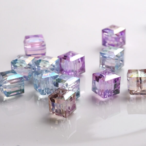Wholesale 8mm multi-cut acrylic high-transparency square beads colorful three-dimensional loose beads diy bracelet earrings necklace accessories