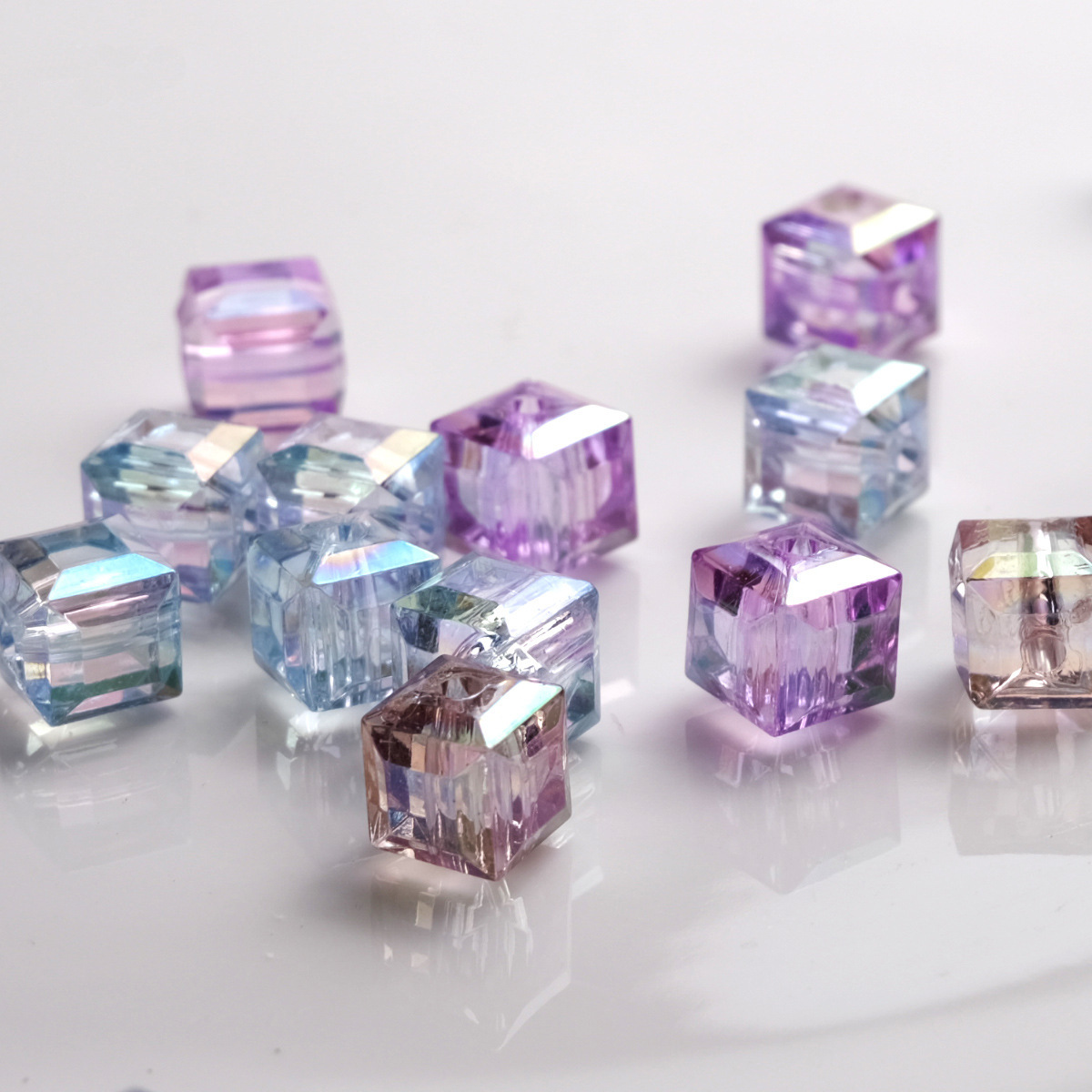 Wholesale 8mm multi-cut acrylic high-transparency square beads colorful three-dimensional loose beads diy bracelet earrings necklace aessories