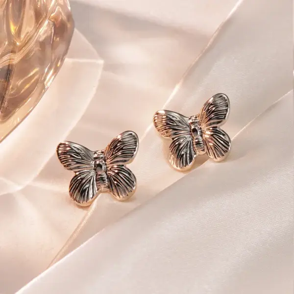 Wholesale 1 Pair Sweet Classic Style Butterfly Butterfly 304 Stainless Steel Imitation Gold Electroplating Ear Studs