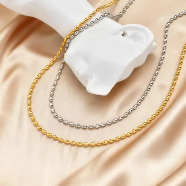 201 Stainless Steel Solid Color PVD Coated Real Gold Plated 18K Gold Basic Simple Style Waterproof Non Tarnish Olive Bead Necklace Necklace