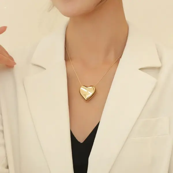 Wholesale Fashion Heart Shape Titanium Steel Plating Necklace 1 Piece