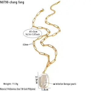 Rectangular Pearl Necklace / Average Size / N0790