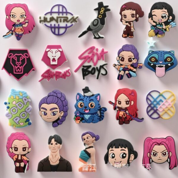 Wholesale Random 100pcs Clogs, Shoe Clips, PVC Soft Rubber DIY Decorations