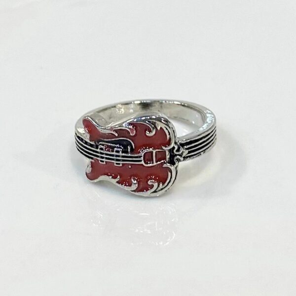 Wholesale Long Live Freedom Retro Punk Rock Red Guitar Ring Men and Women Niche Design 2024 New Exquisite Ring