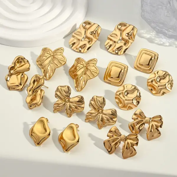 Wholesale Electroplating Golden Plated Irregular Square Leaves 304 Stainless Steel Casual Simple Style Polishing Plating Earrings