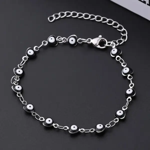 Wholesale Ethnic Style Classic Style Artistic Devil's Eye Heart Shape Simple 304 Stainless Steel Bracelets In Bulk