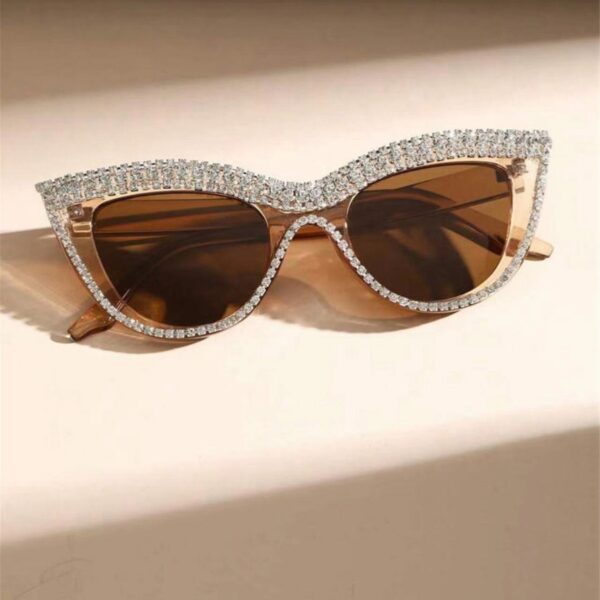 Wholesale Trendy retro street punk sunshade sunglasses women's personalized diamond sunglasses ins