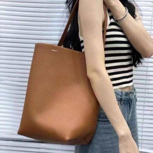 oly-3ec4d3be3441634ef5cc3eb57c91db29 Wholesale The Row Large-Capacity Bucket Bag Genuine Leather Pebbled Tote Bag for Class and Work Clothing New Therow Shoulder Bag