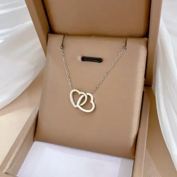 Wholesale Simple Style Heart Shape Titanium Steel Copper Plating Gold Plated Pendant Necklace