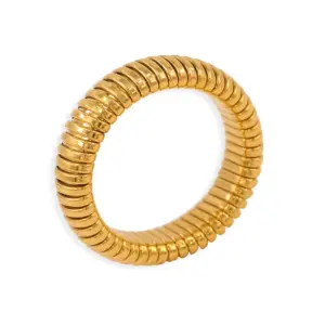 Ring 6mm Size 8 / Gold