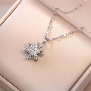 X0142 Rotating Snowflake Necklace