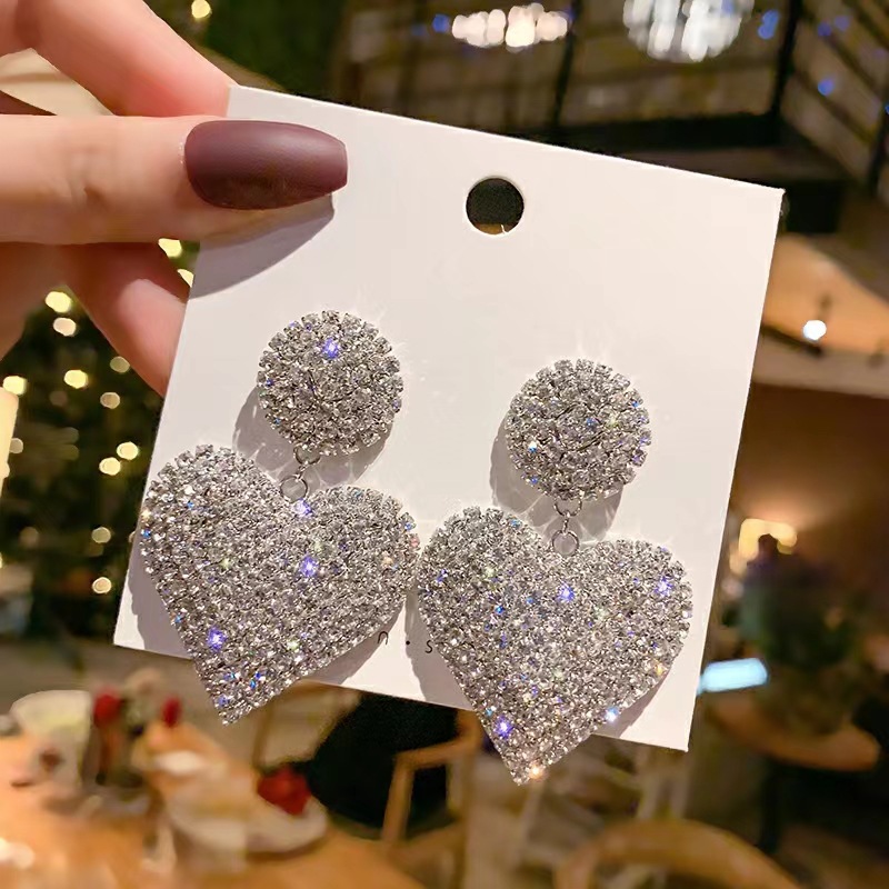 Wholesale European and American Socialite Luxury Full Diamond Heart Earrings Personalized Fashion Ol Design Peach Heart Earrings Simple Exaerated Earr