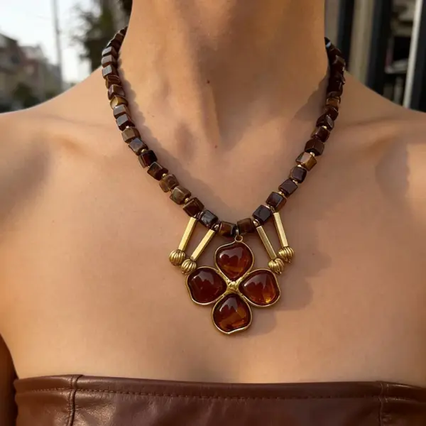 Wholesale 1 Piece Fashion Retro Stainless Steel Big Heart Resin Ball Bead 18K Gold Waterproof Non-Fading Women's Melad Style Autumn Winter Necklace