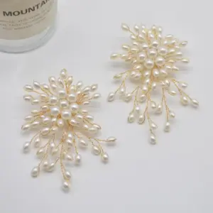 Wholesale 1 Pair IG Style Exaggerated Flower Pearl Plating Alloy Drop Earrings