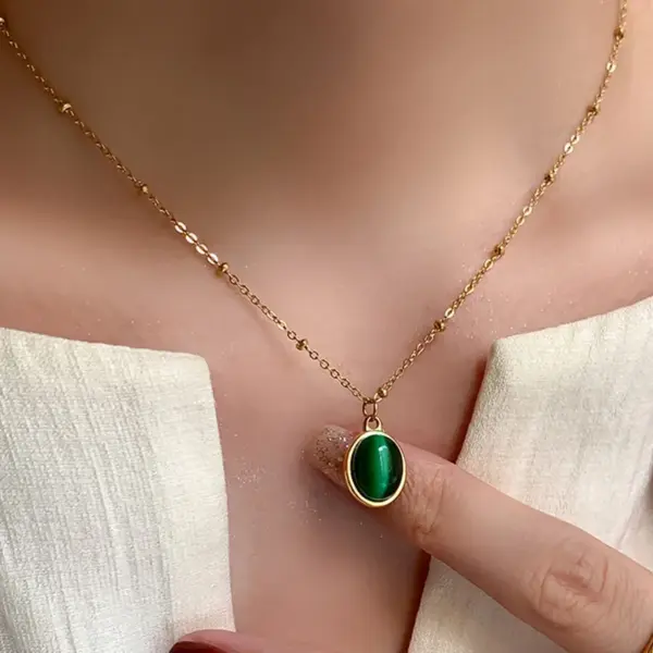 Wholesale Jewelry Casual Simple Style Oval Titanium Steel Cat's Eye Stone Plating Inlay Pendant Necklace