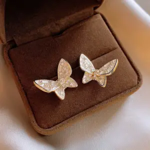 61# Silver Needle-Gold-White-Butterfly