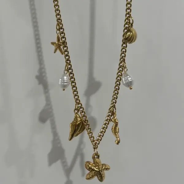 Wholesale Ion Plating (IP) Real Gold Plated 18K Gold Starfish Shell 304 Stainless Steel Elegant Tropical Waterproof Non Tarnish 304 Stainless Steel Lobster Trigger Clasp Closure Multi Charms Necklace