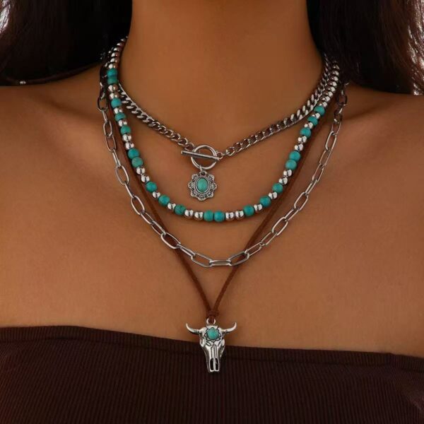 Wholesale Chain-shaped cactus bull head hat necklace