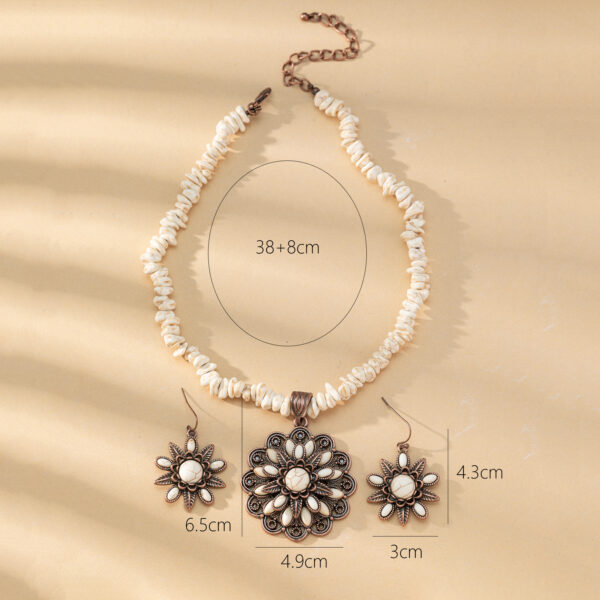 Wholesale Cross-Border Popular Heavy Industry Ancient Silver Turquoise Earrings Necklace Ancient Gold Ivory White Turquoise Exaggerated Earrings Jewelry Set