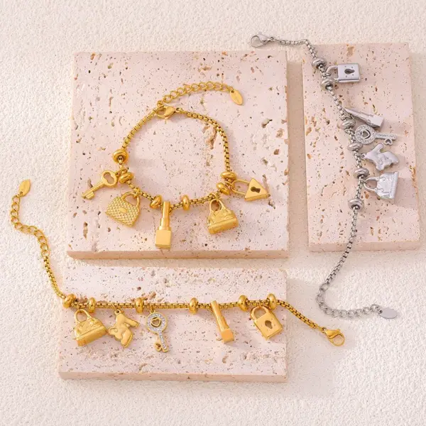 Wholesale 304 Stainless Steel Key Lock PVD Coated 18K Real Gold Plated Real Gold Plated Casual Luxurious Modern Style Waterproof Non Tarnish Bracelets