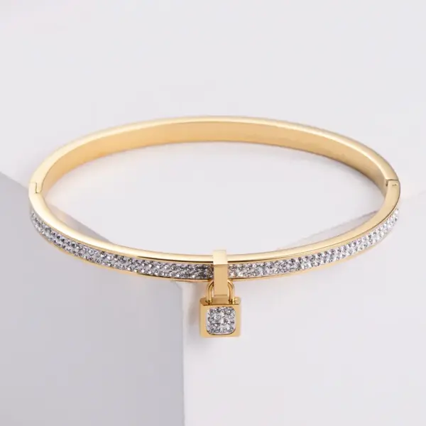 Wholesale PVD Coated 18K Gold Plated U Shape 304 Stainless Steel Waterproof Non Tarnish