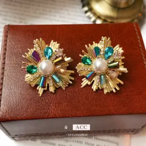 Silver Needle diamond crystal flower pearl earrings