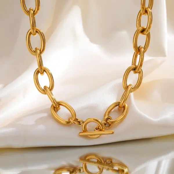Wholesale PVD Coated Real Gold Plated 18K Gold Solid Color 304 Stainless Steel Vacation Classic Style Waterproof Non Tarnish Chain Necklace Necklace