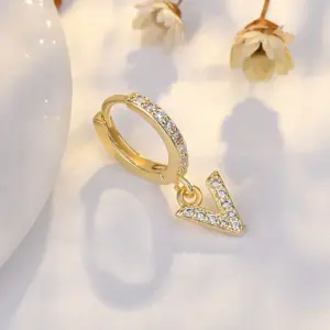 Ear Clip Letters V Only (14K Yellow Gold) / Copper Plating 14K Real Gold