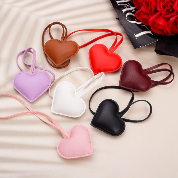 oly-4021c51a176275da23033addcc6e7180 Wholesale Cute dachshund pendant car ornament keychain