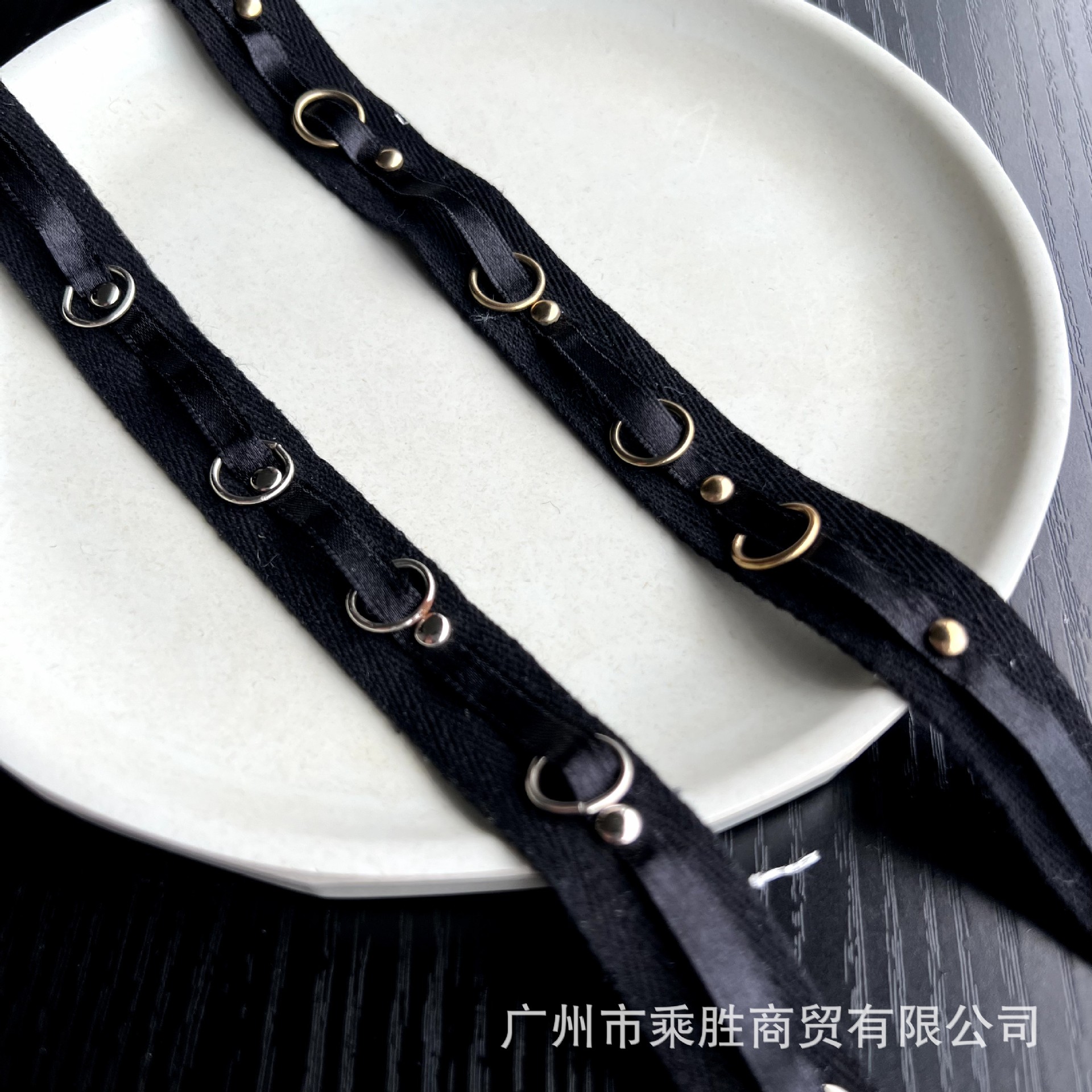 Wholesale Manufacturer's St Herringbone Cotton Belt Metal Nail Circle Webbing Snge Belt Lage Clothing Shoes and Hats DIY Handmade Aessories