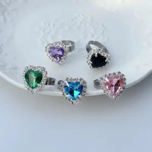 Wholesale Sweet Heart Shape Titanium Steel Inlay Zircon Rings
