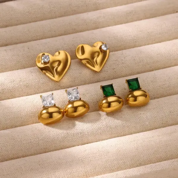 PVD Coated Real Gold Plated Star Heart Shape 304 Stainless Steel Casual Elegant Lady Waterproof Non Tarnish Ear Studs