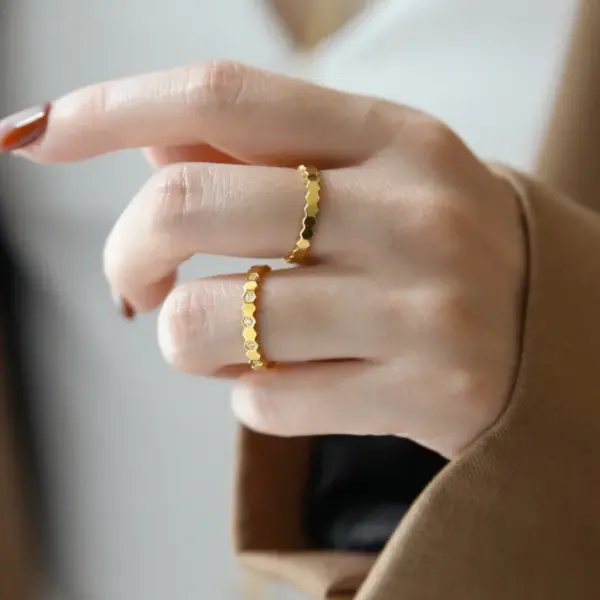 Wholesale Simple Style Hexagon Titanium Steel Plating Inlay Zircon 18k Gold Plated Rings