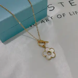 Sn038 OT Small Flower