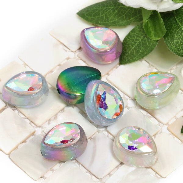 oly-40bf24255288d6e418b274d18a680103 Wholesale Luminous Fine Flash Water ops Beaded Colorful Rhinestone Patch Acrylic Beads DIY Mobile Phone Chain Necklace Aessories