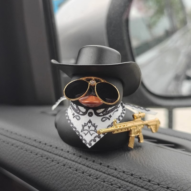 Wholesale Cowboy Hat Duck Car Center Console Ornament Black Duck f Decoration Hand-Made Lemon Milk Tea Gift