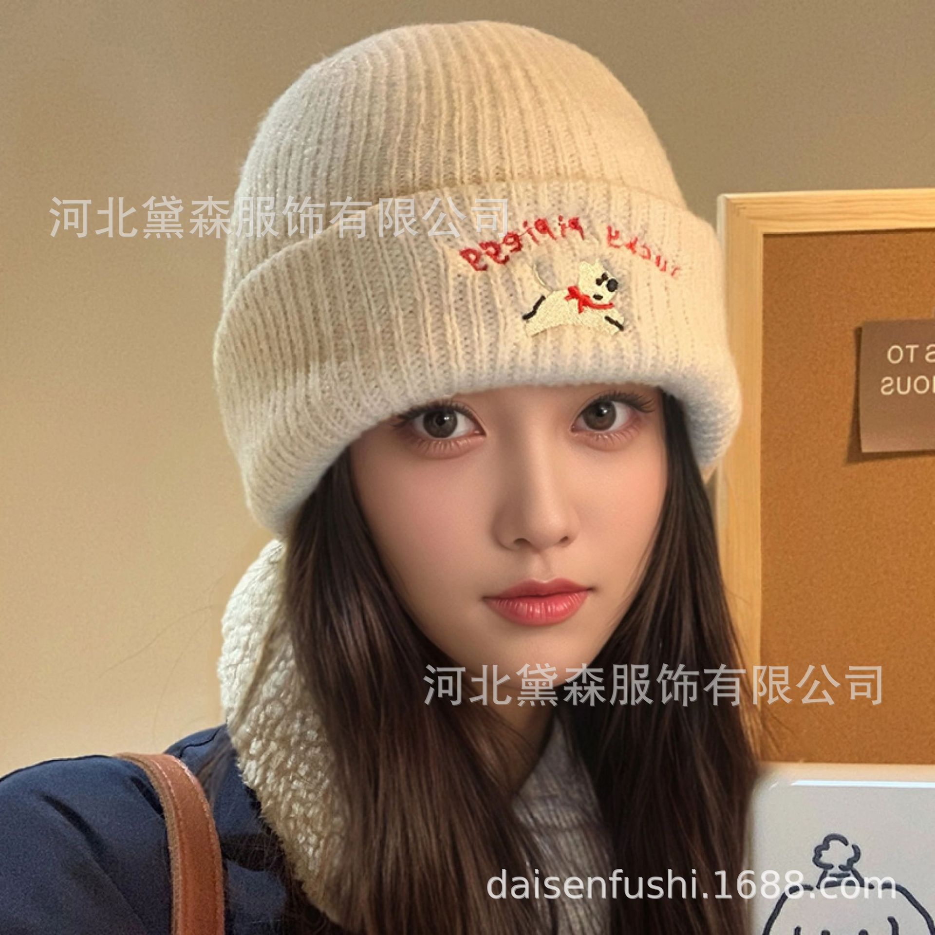 Wholesale Cute ppy embroidered warm woolen hat