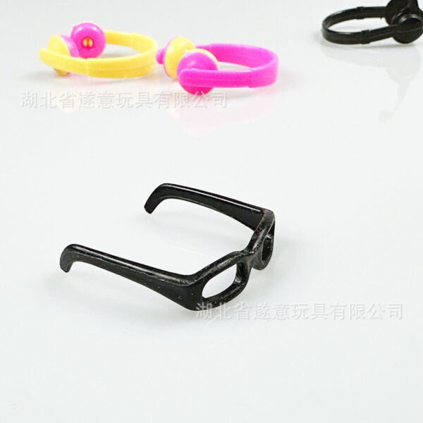 Wholesale 12 Points Doll House Accessories bjd Pocket Scene Ornaments Shooting Props Mini Glasses Miniature Small Headphone Model