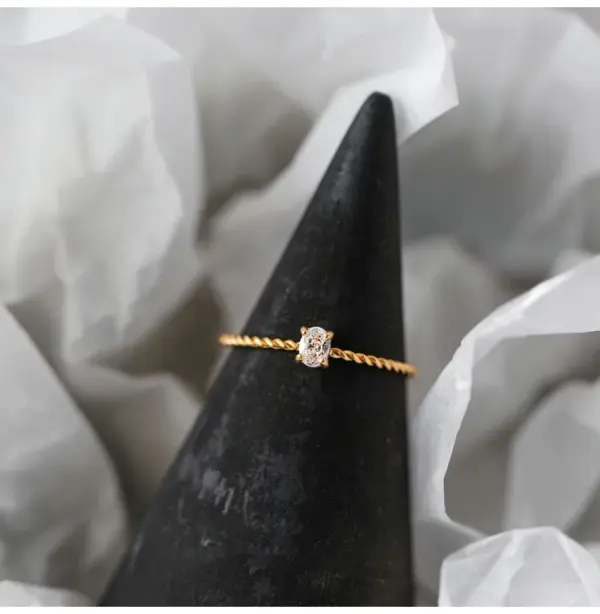 Wholesale Lady Geometric Titanium Steel Inlay Zircon Rings