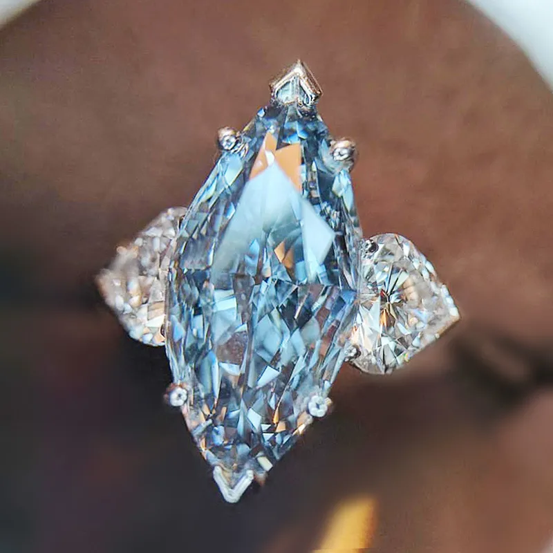 Wholesale Fashion Sparkling Marquise-shaped Heart-shaped Zircon Copper Ring Jewelry
