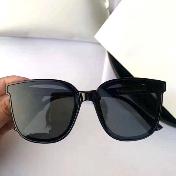 oly-412e56155a619e8d236be685dd7f4b20 Wholesale Ins Korean Fashion Sunglasses for Men and Women Internet Celebrity Same Style a Anti-Uv Glasses Black Concave Shape Elegant