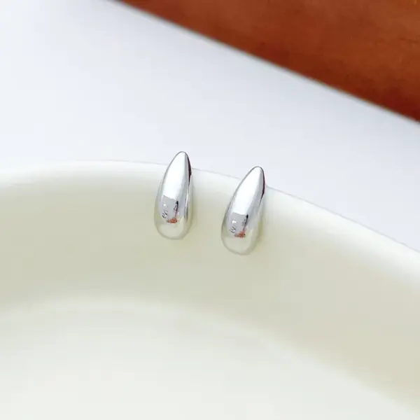 Wholesale PVD Coated 18K Gold Platinum Real Gold Plated Geometric 304 Stainless Steel Simple Style Waterproof Non Tarnish Ear Studs