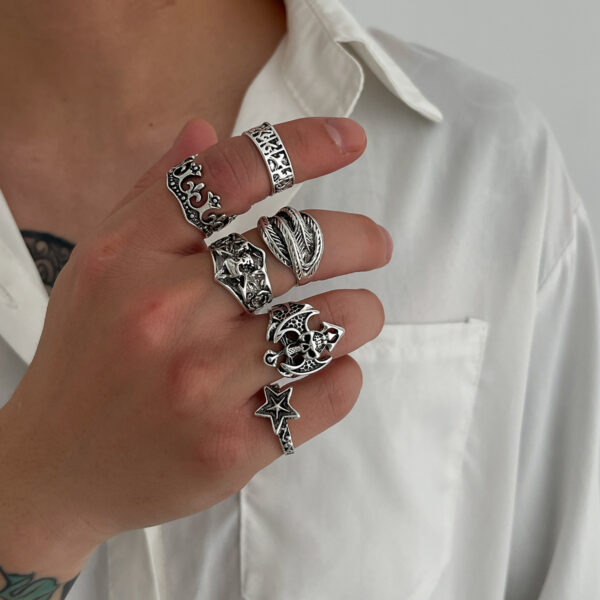 oly-41a5d3b6eca314be85b1c9fb8f632e57 Wholesale Carved Dark Ghost Snake Ring Set