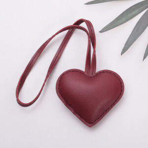 Heart (deep burgundy)