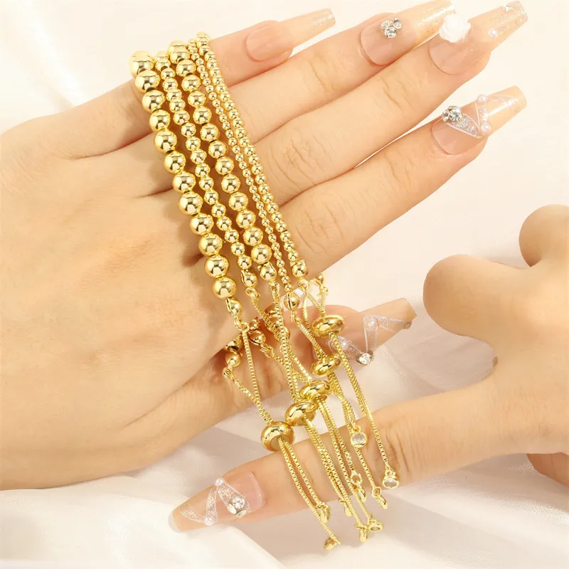 Wholesale Retro Simple Style Round Copper 18k Gold Plated Zircon Bracelets In Bulk
