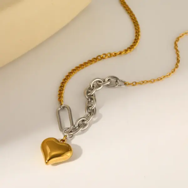Wholesale 304 Stainless Steel Vacuum Electroplating (In Furnace) Plated 18K Real Gold Women's Suitable Necklace