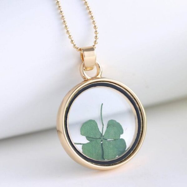 Wholesale Four-Leaf Necklace